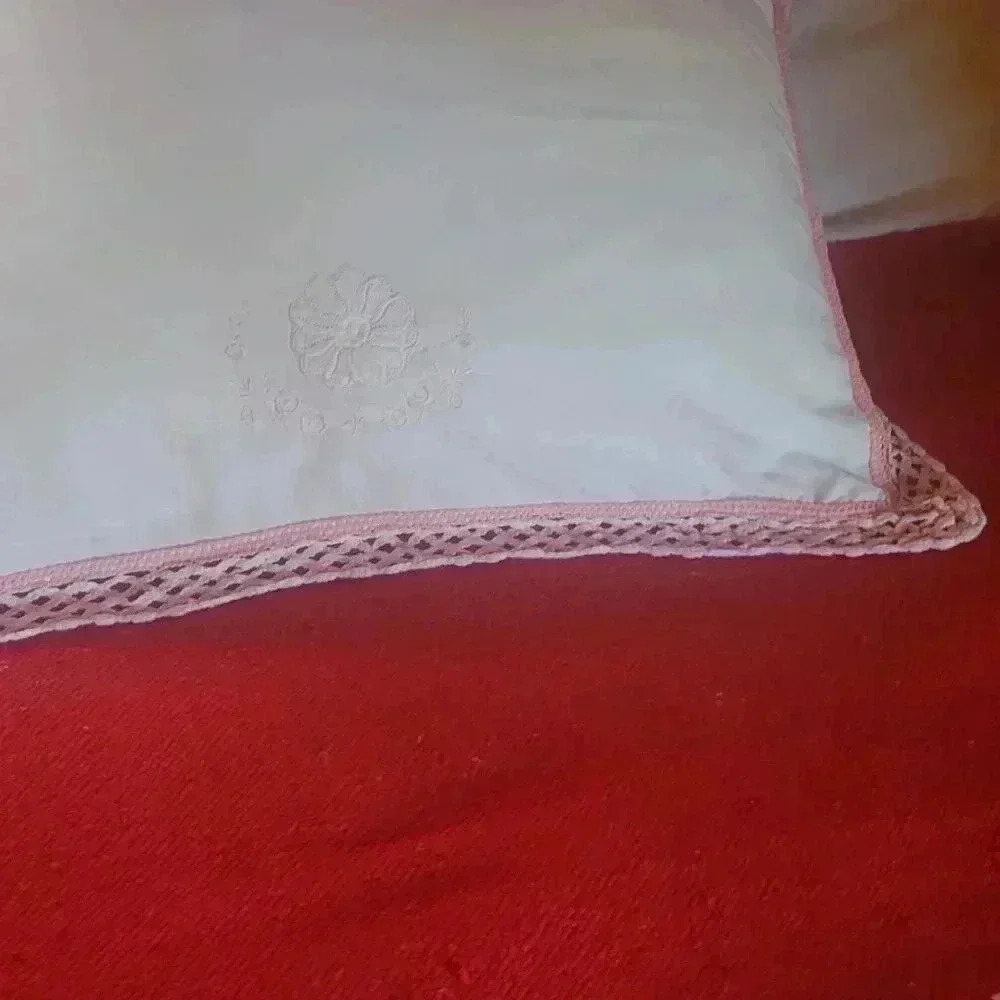 Vintage Bedspread DBL or Queen option - Picture 4 of 12
